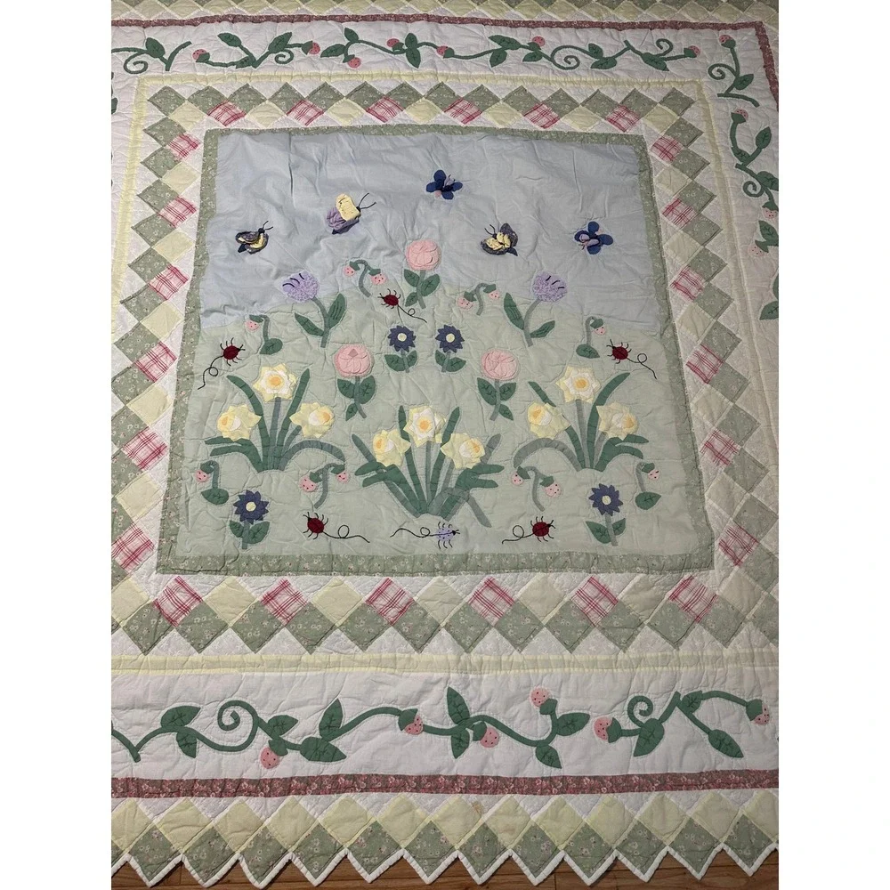 Vtg Style Floral Patchwork Quilt Applique Butterflies Prairie Point Edge 80''